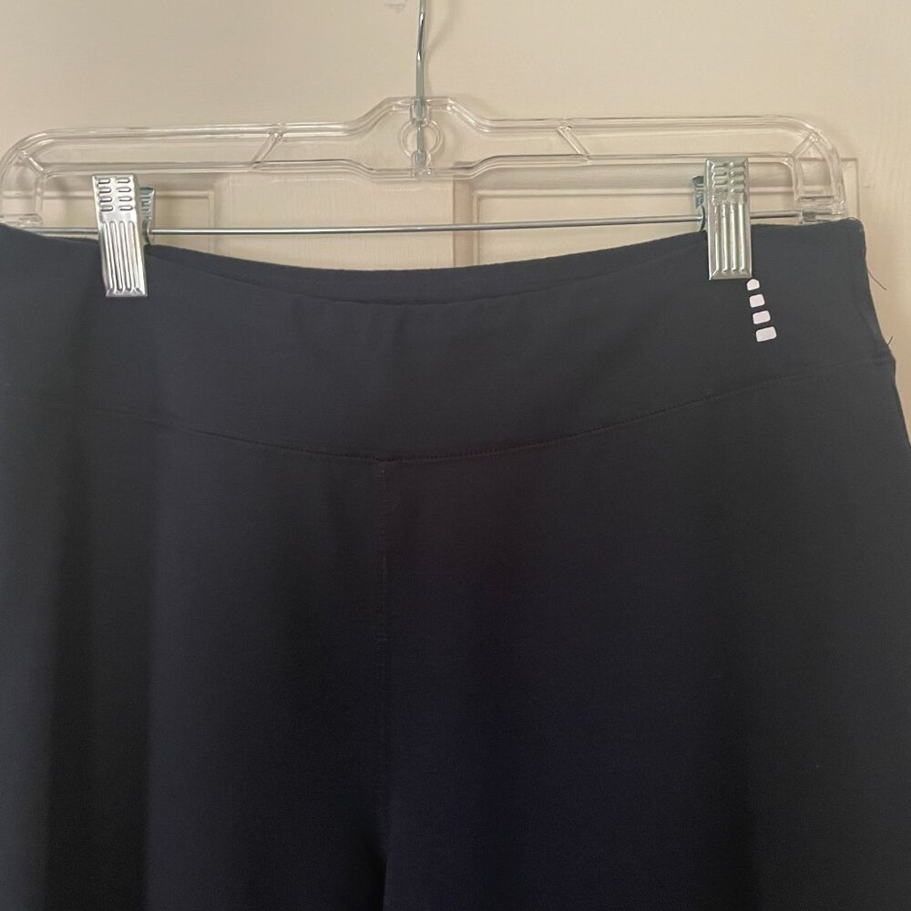 Woman Lands End Navy Size Medium Yoga Pants - Picture 6 of 7